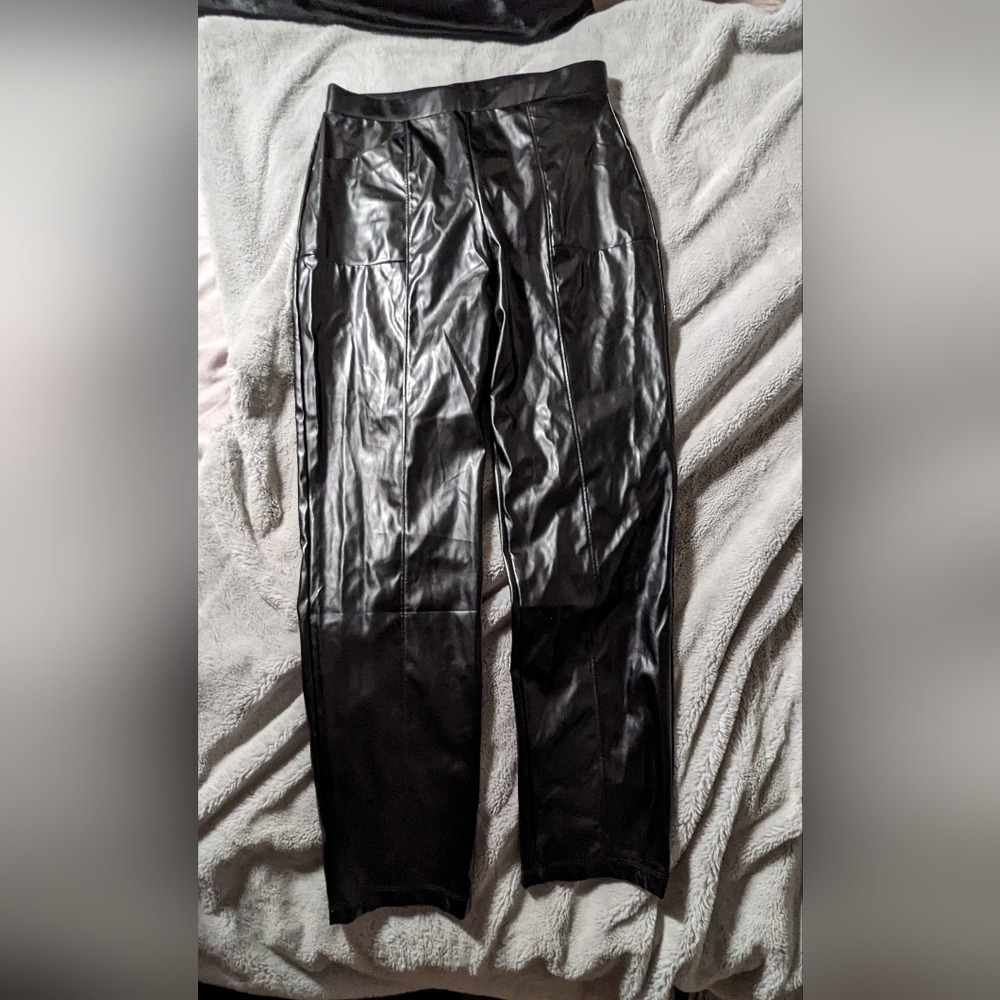 NWT Halston Faux Leather Pants Small Seamed Po Pant